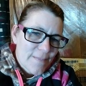 Meet your Posher, Becky