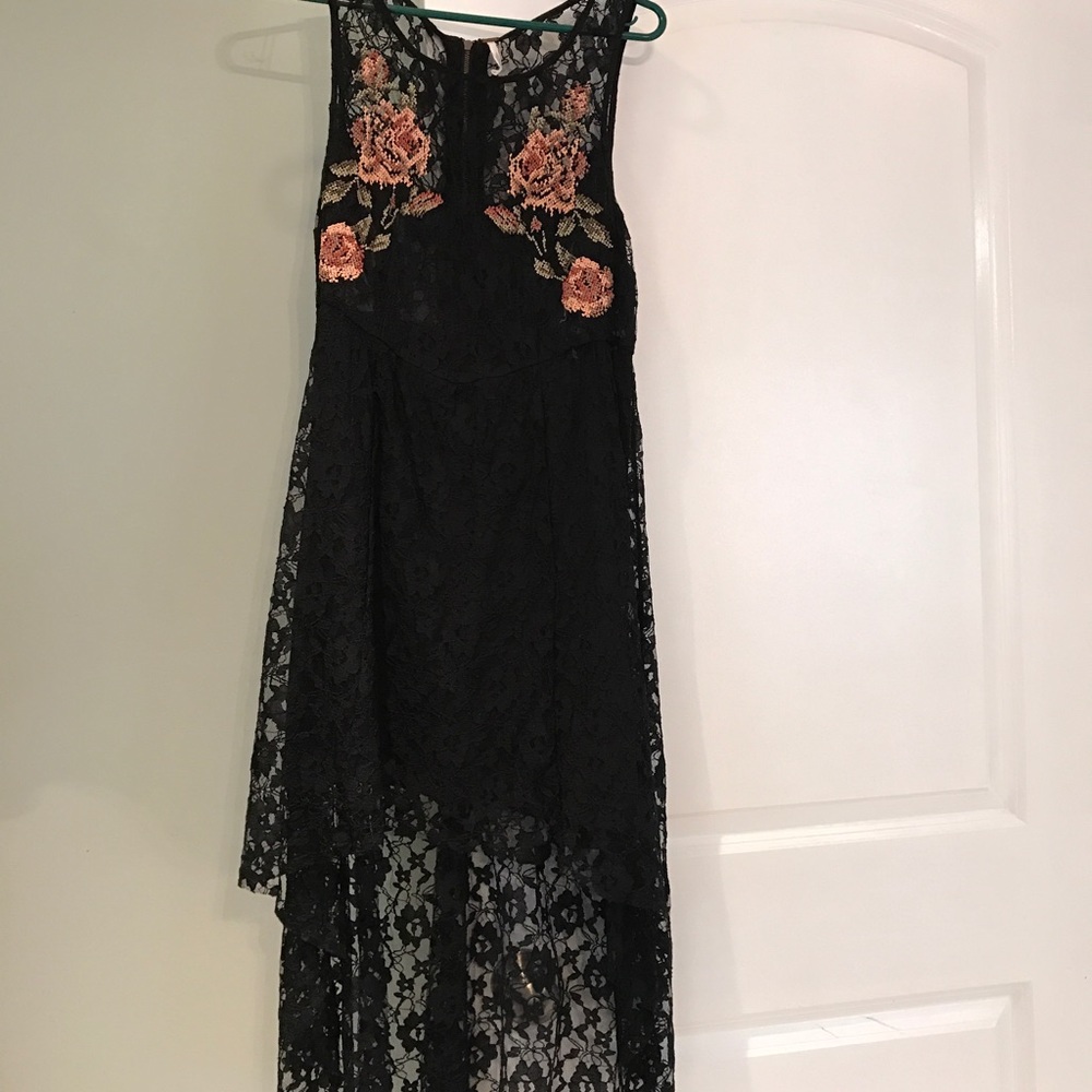Free People lace and flower dress - Picture 4 of 7