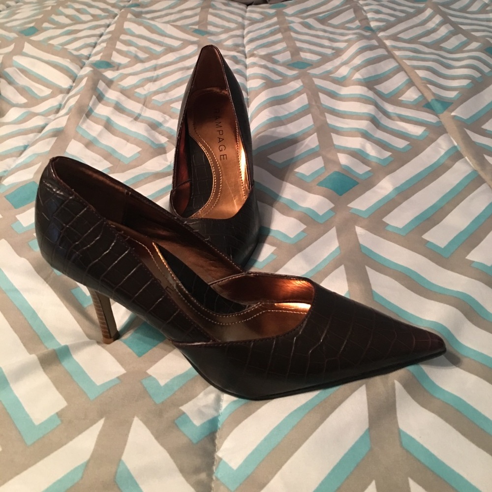 Brown croc Rampage 3 in pointed toe heels