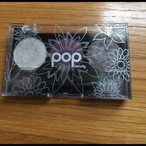 POP Beauty eyeshadow palette