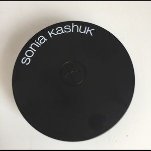 sonia kashuk undetectable pressed powder