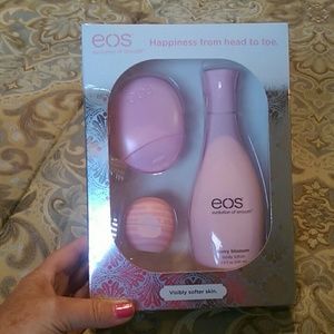 🌞🌞Eos lotion and lip set