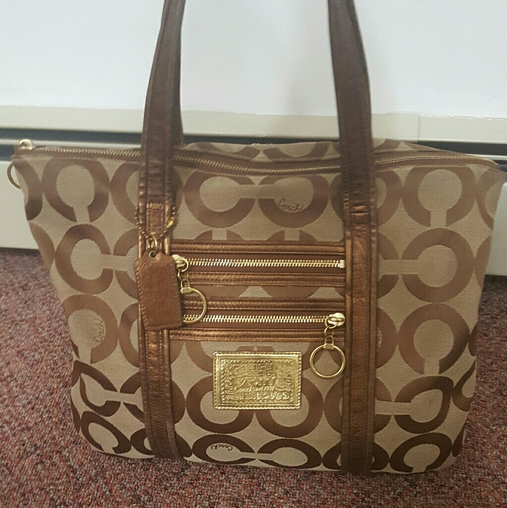 SOLD.  Coach signature print tote bag 13826