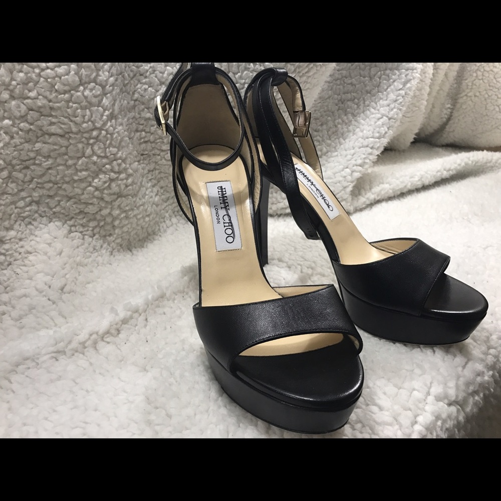 Beautiful Jimmy Choo heels size 7.5