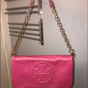 Tory Burch Bombe clutch