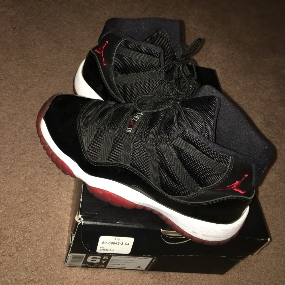 Retro OG Jordan Bred XI (11's)