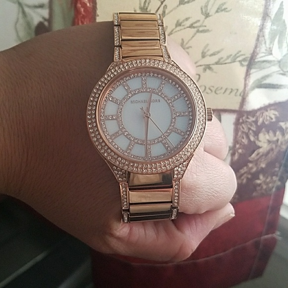 MK Watch - Picture 1 of 3