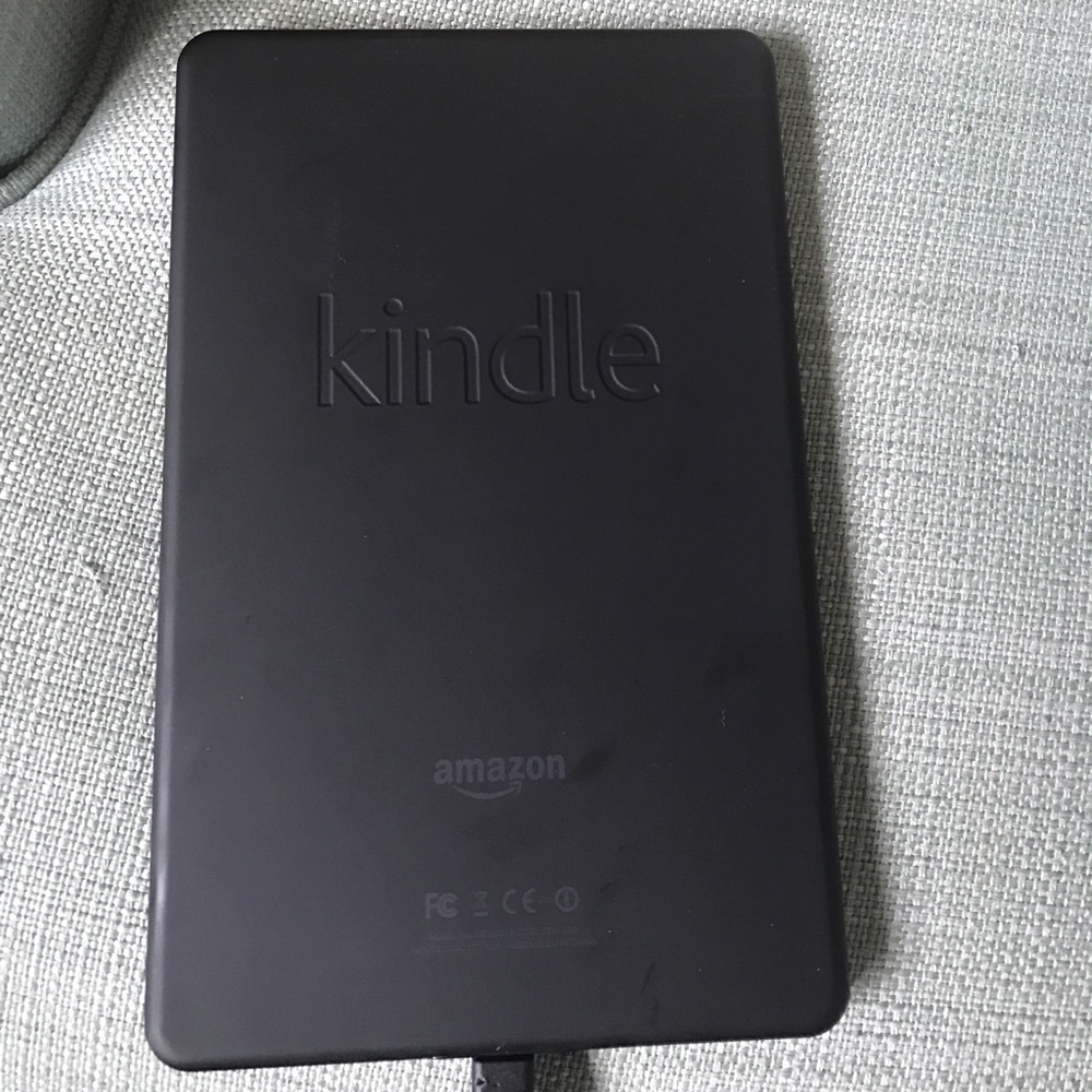 Kindle Fire - Picture 3 of 3