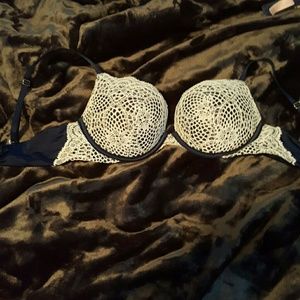 Very sexy push up bra 36B