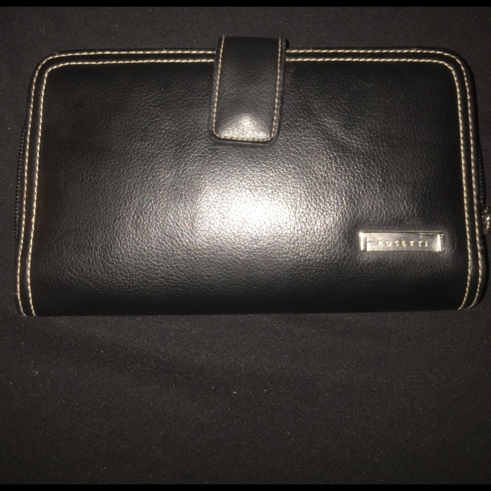 Black rosetti wallet