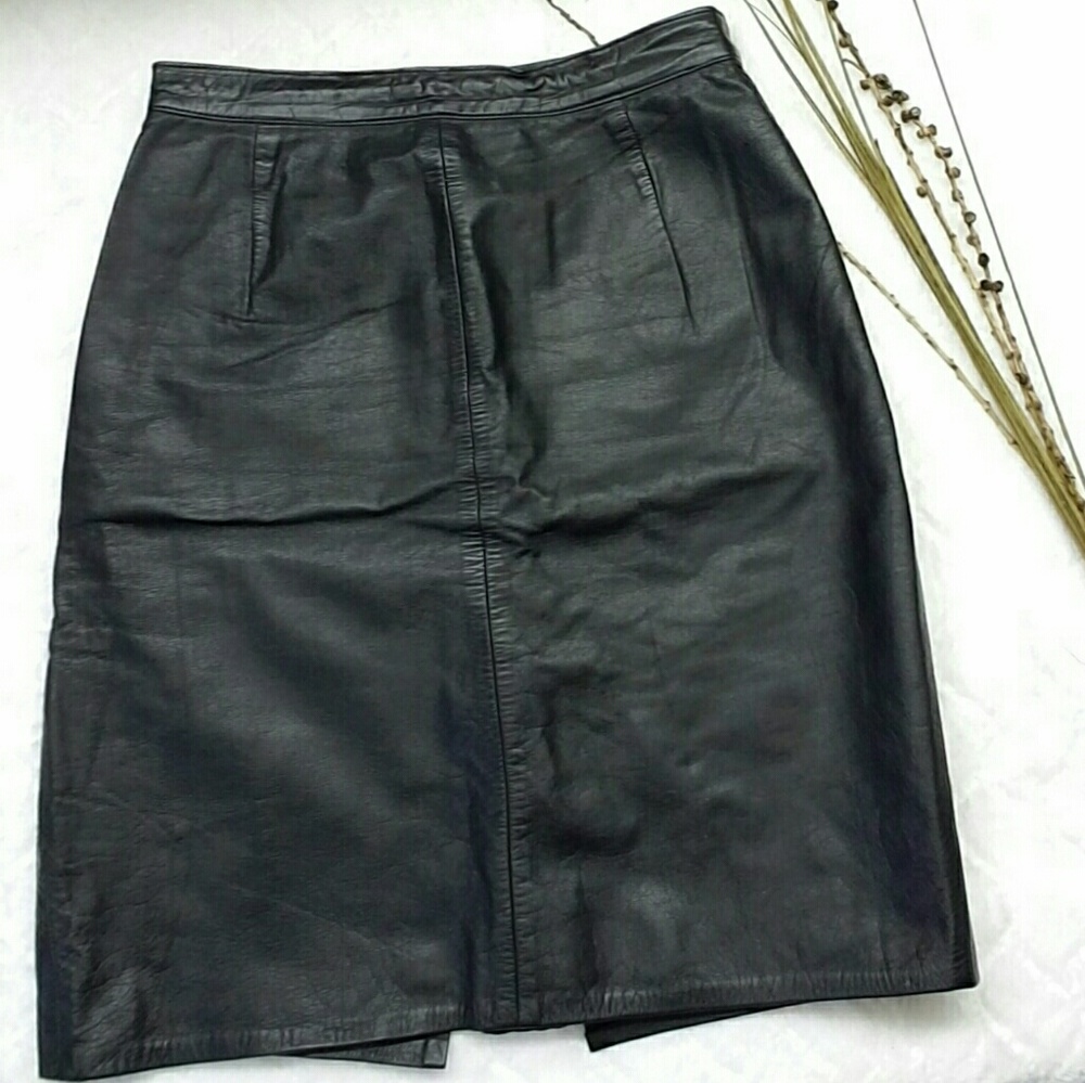 VINTAGE Philip Noel Sexy 100% Leather Black Skirt