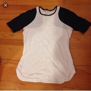 Lululemon navy baseball tee, size 4