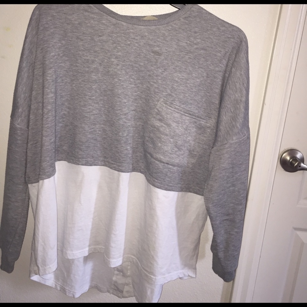 NEW ZARA SWEATER