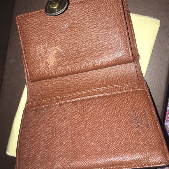 Sold - Picture 2 of 8