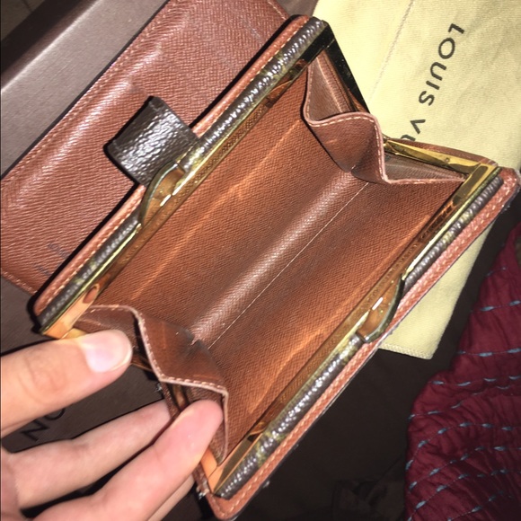 Sold - Picture 4 of 8