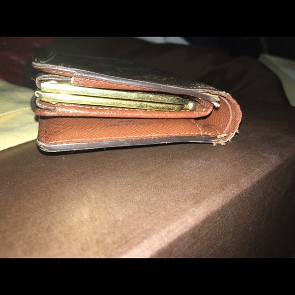 Sold - Picture 6 of 8