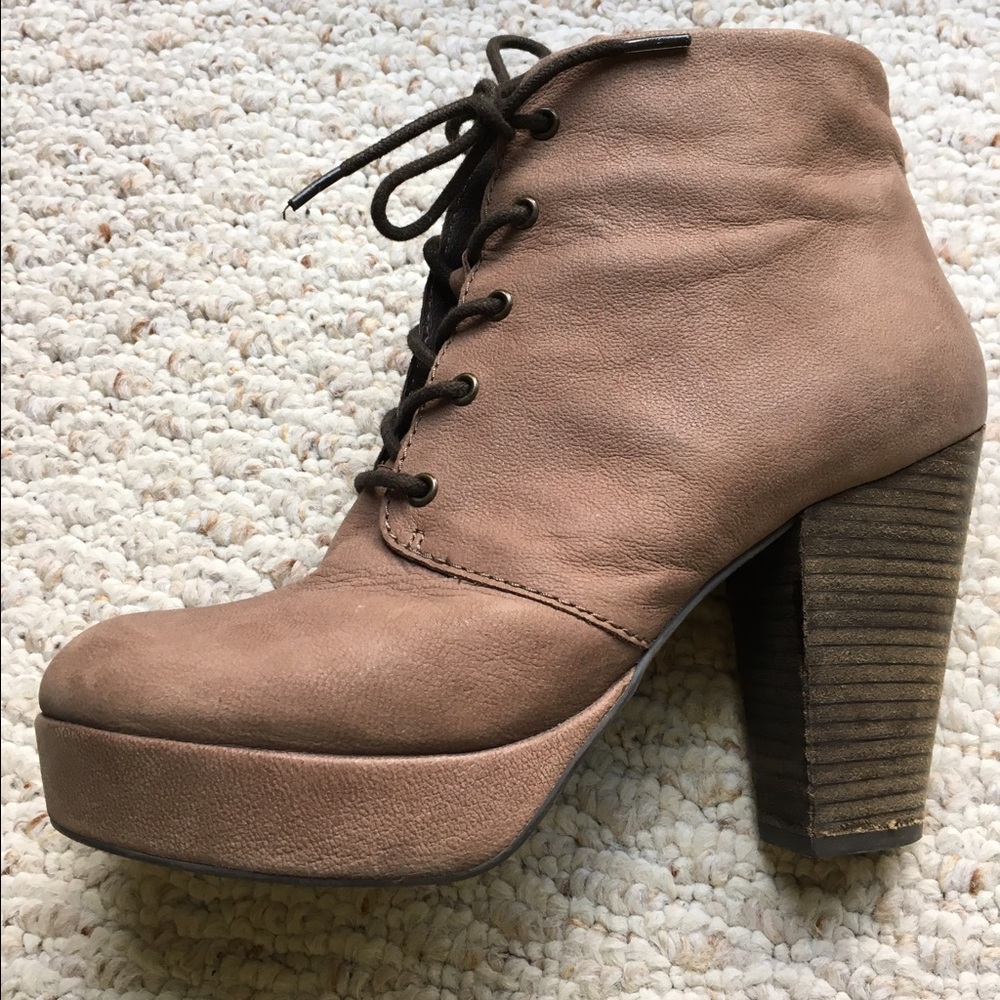 Steve Madden Platform Booties