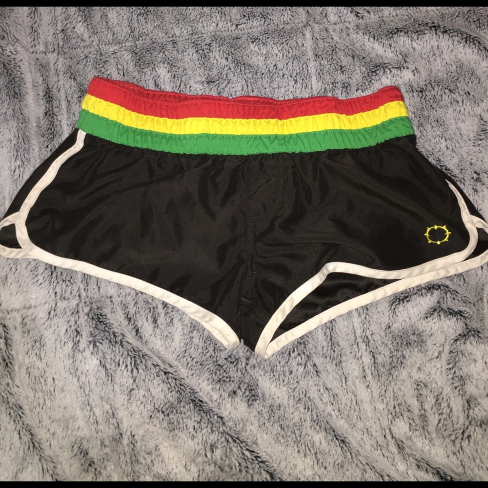 Zumiez boardshorts
