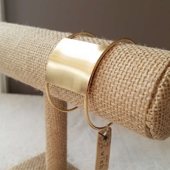 ☝️LEFT!5🌟RATED! Gold Cuff - Picture 2 of 4