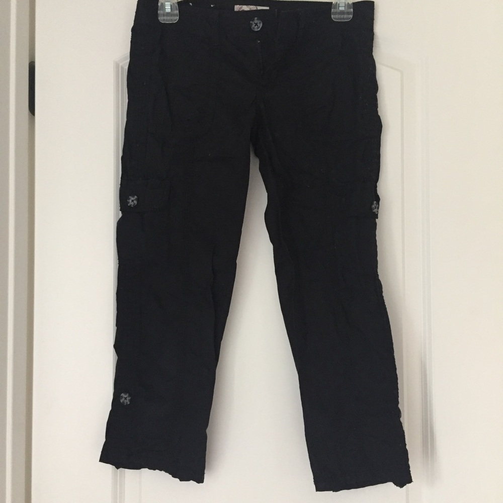 Mudd Black Cargo Capris