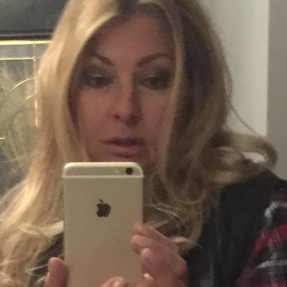 Meet your Posher, Kim - Picture 1 of 1