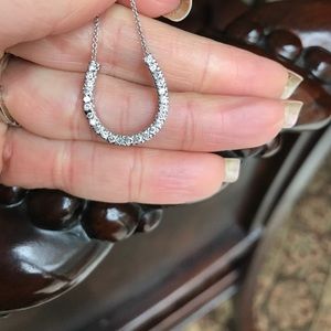 14kt Diamond horseshoe necklace