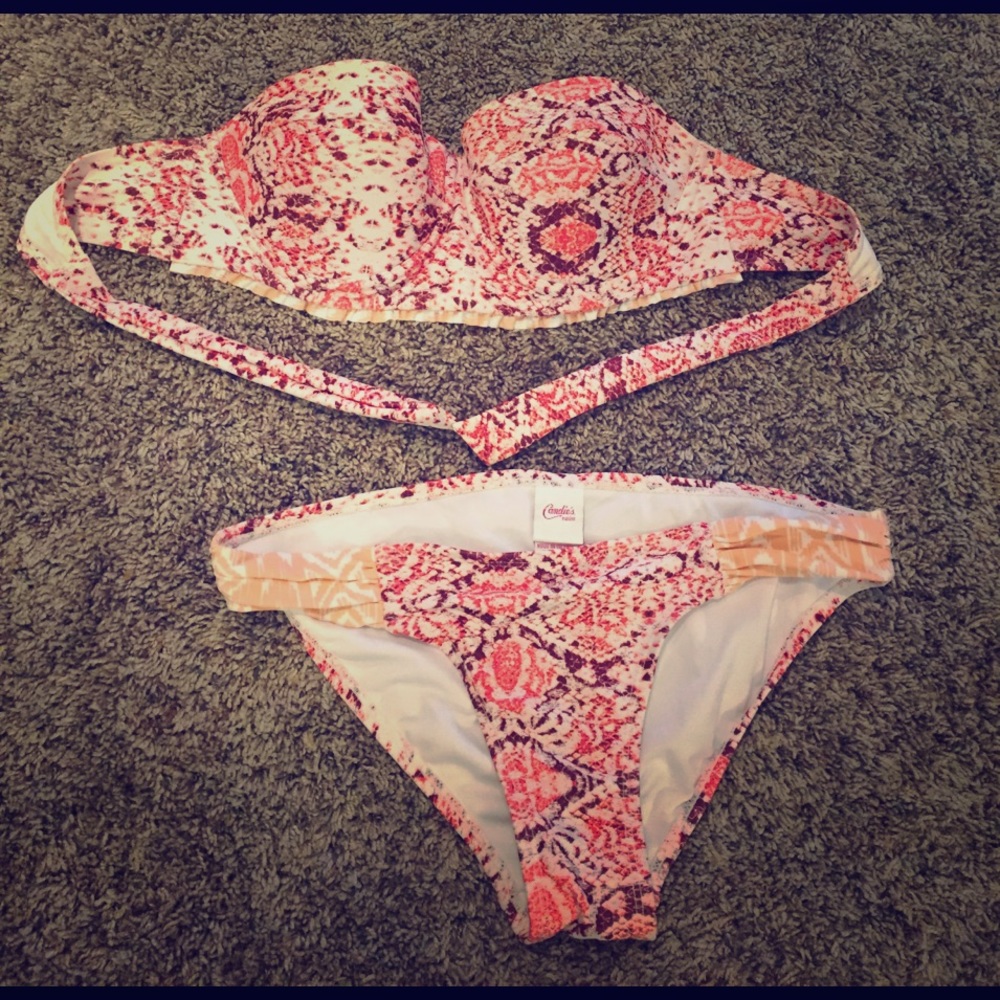 Strapless bathing suit