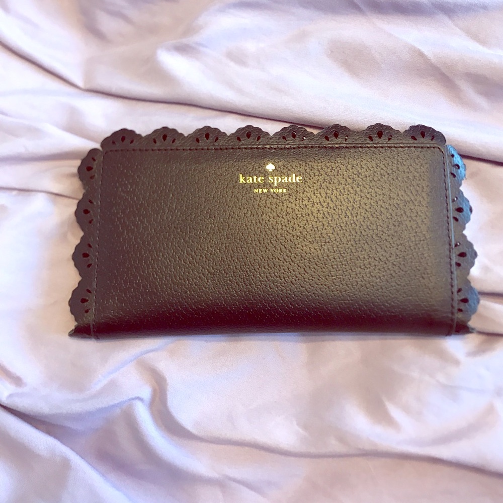 Kate Spade black scallop detail wallet
