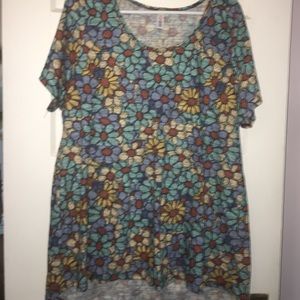 Lularoe UNICORN HTF!! Classic t 🌺