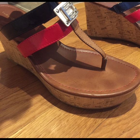 Tommy Hilfiger Wedges - Picture 2 of 2
