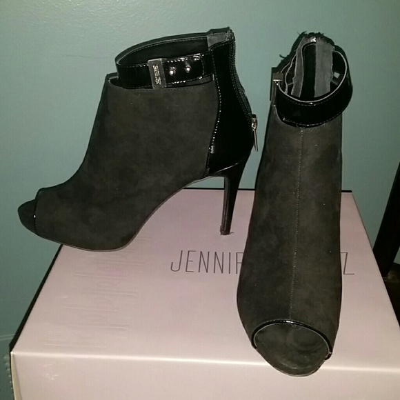 Jennifer Lopez Booties - Picture 1 of 5