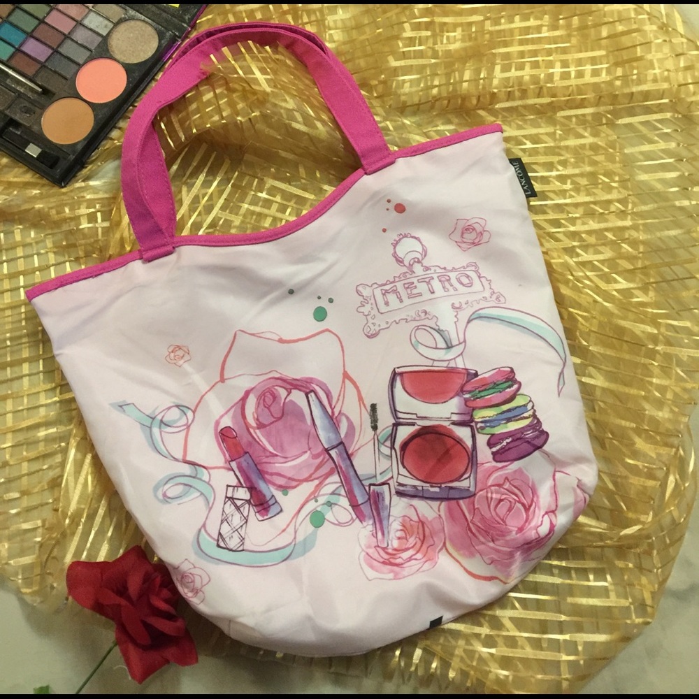 NWOT Cute Lancôme Tote
