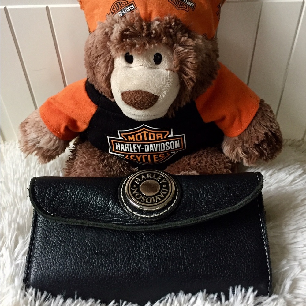 Harley Davidson wallet.