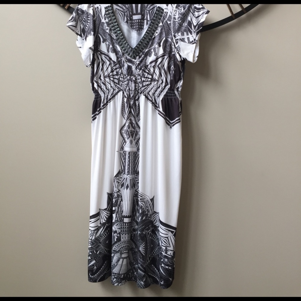 Apt. 9 black and white pattern dress