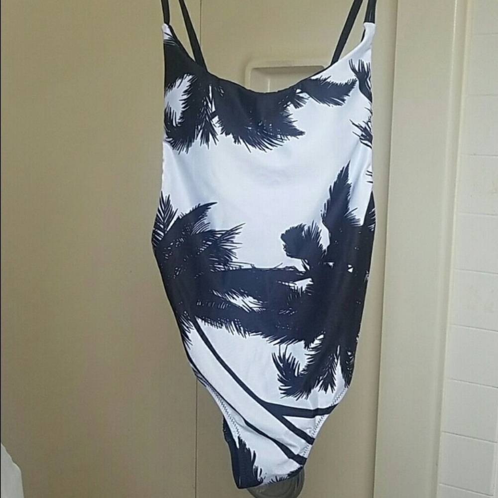 One piece Bathing suit