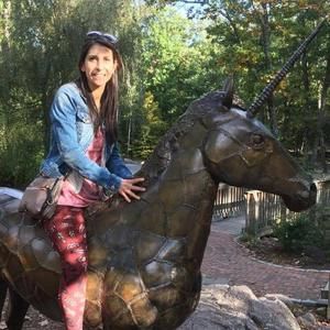 Meet your Posher, Gabrielle