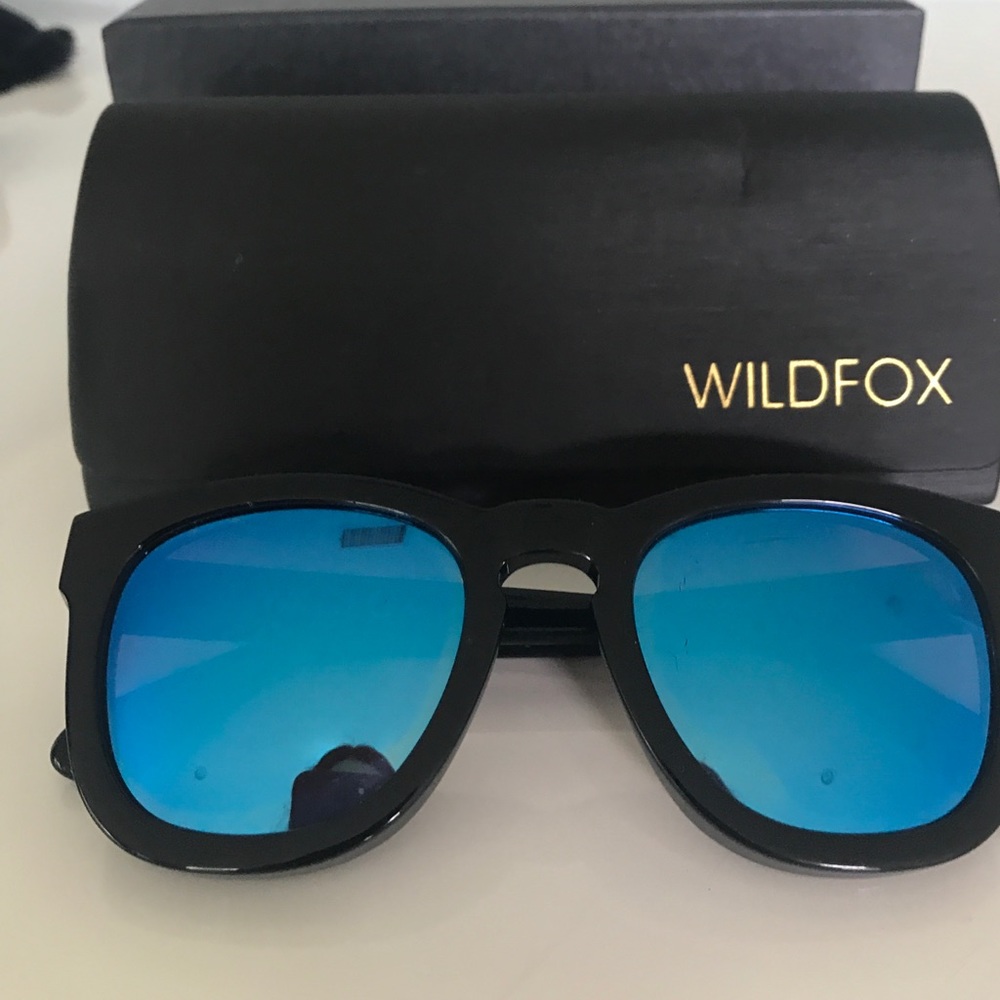 Wildfox sunglasses - Picture 2 of 3