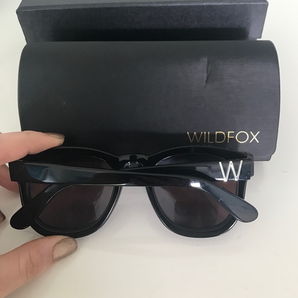 Wildfox sunglasses - Picture 3 of 3