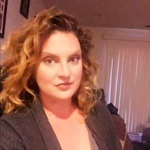 Meet your Posher, Kristen