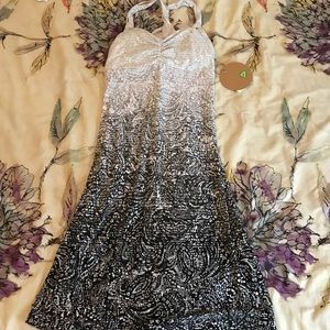 Super cool design dress by dakini 🌼