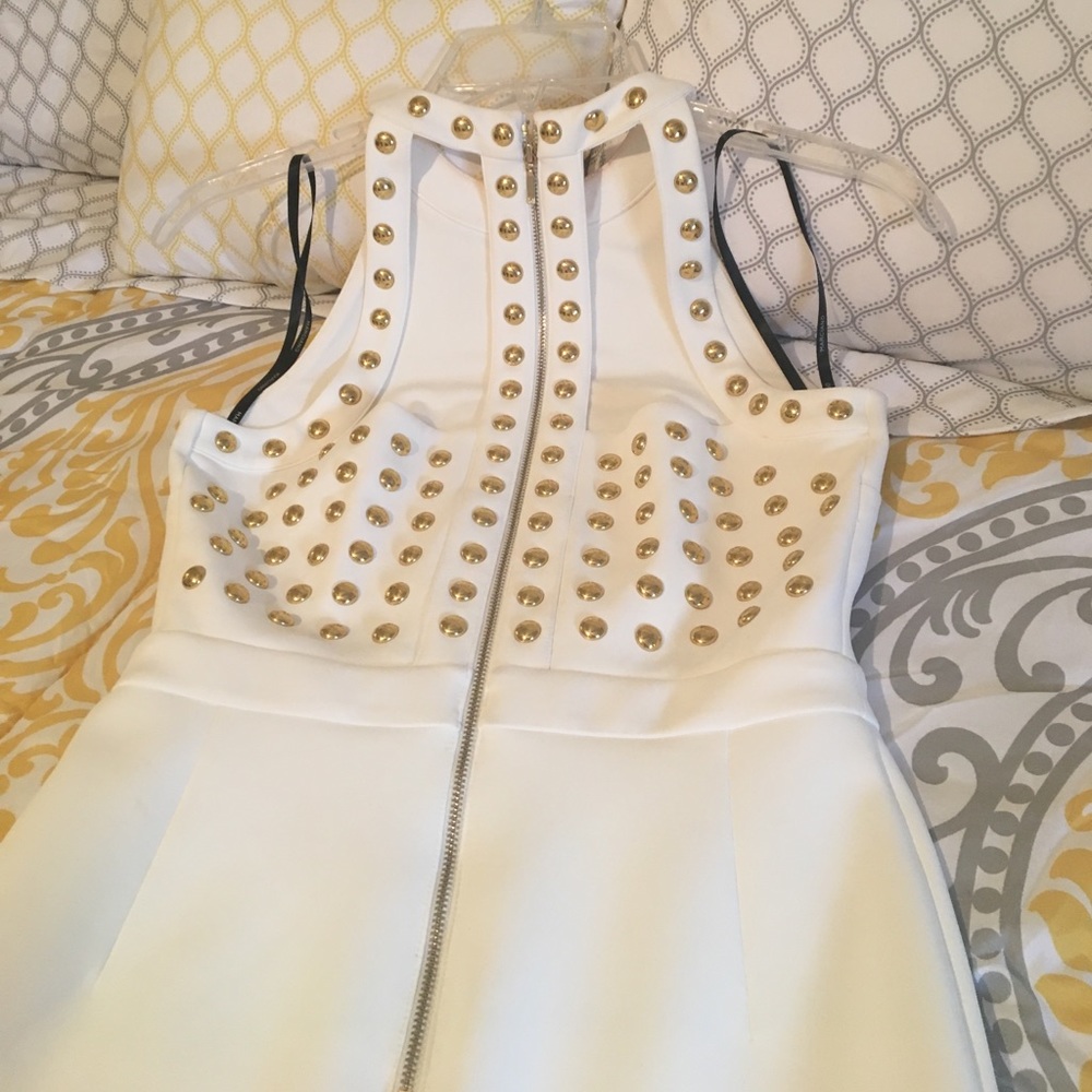 Gorgeous of white dress