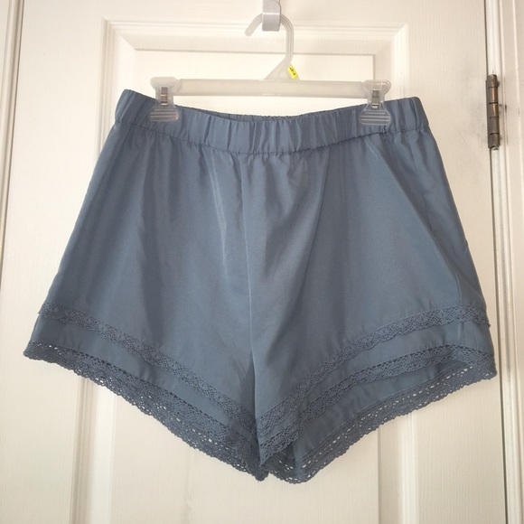 High Waisted Shorts - Picture 1 of 1