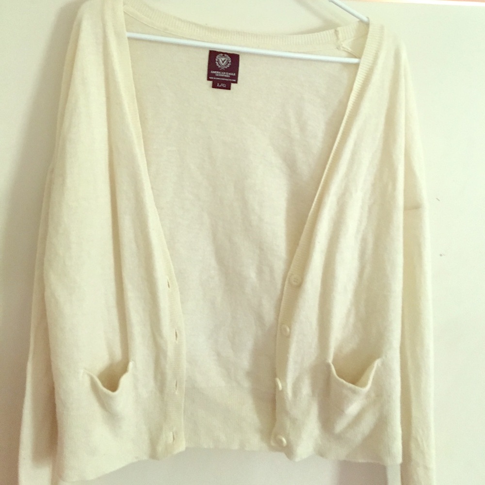 Cream American Eagle Sweat