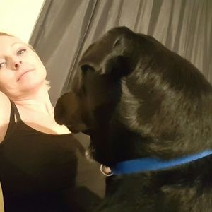 Meet your Posher, Dana