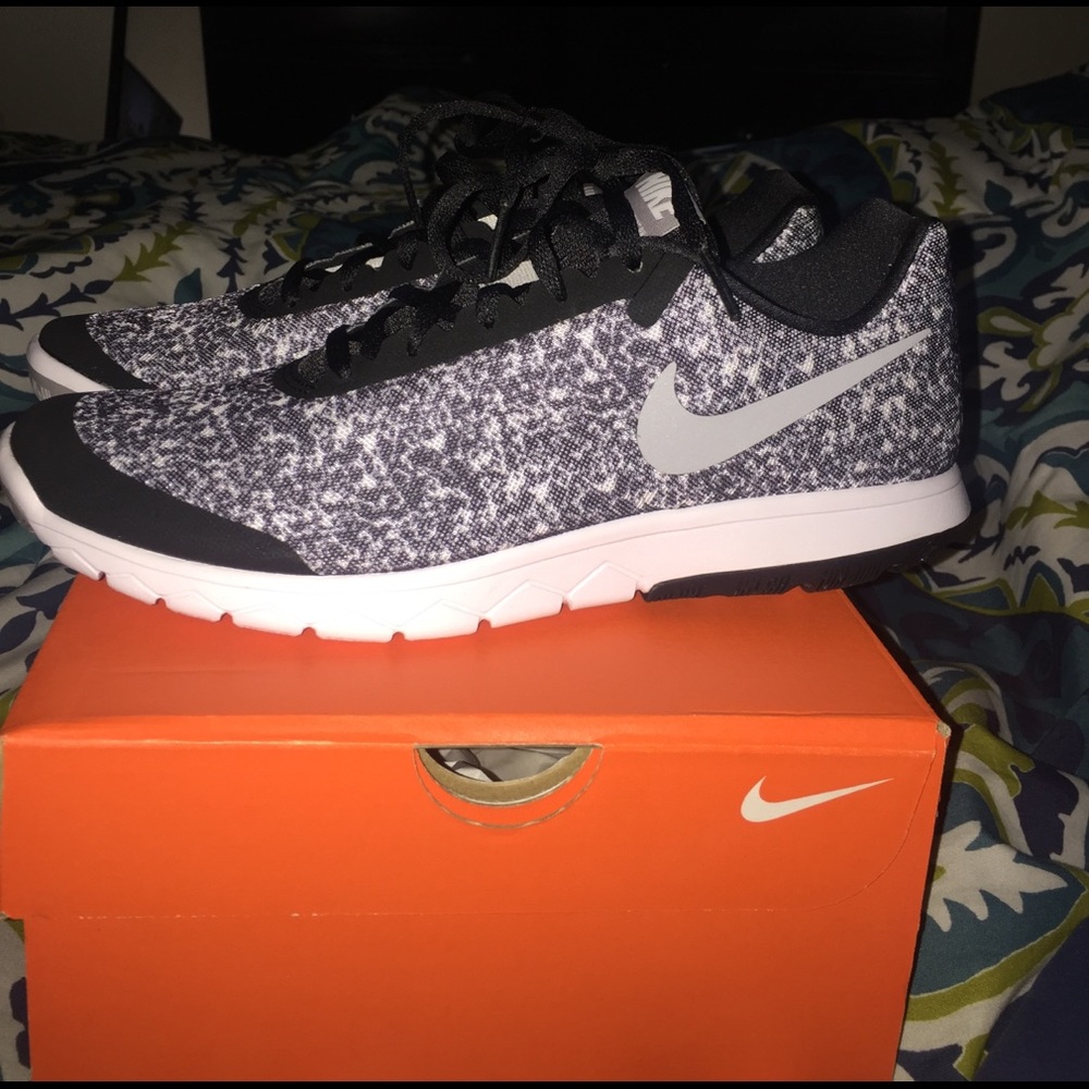 Women's Nike running shoes