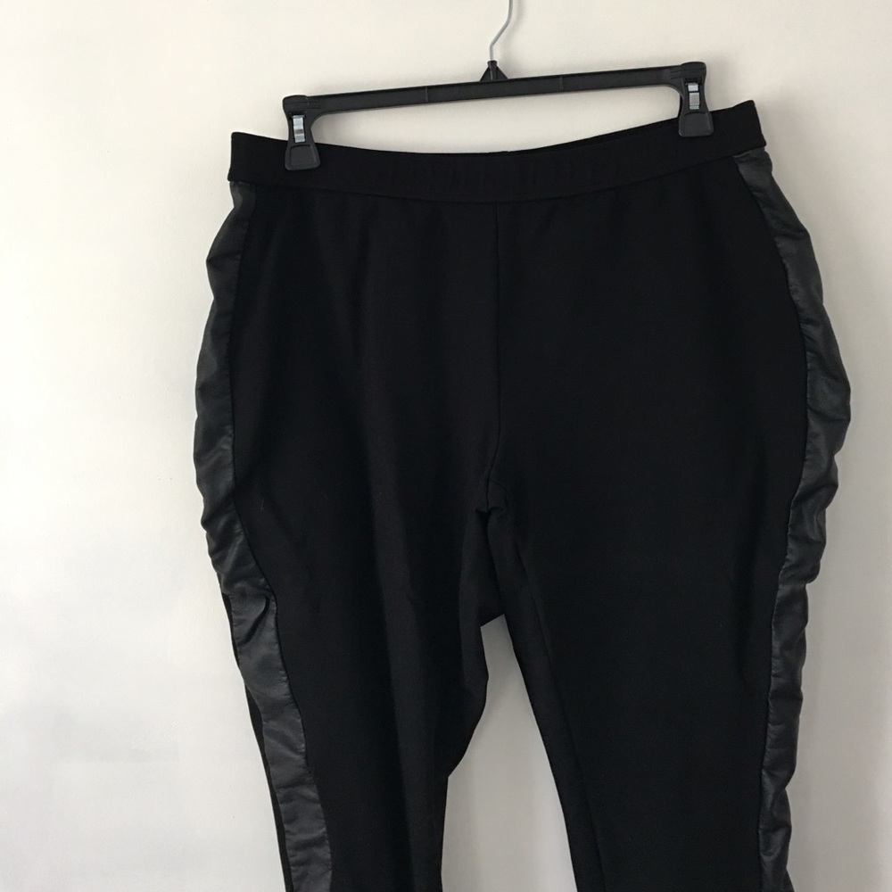 LAST CALL- Faux Leather Lined Leggings