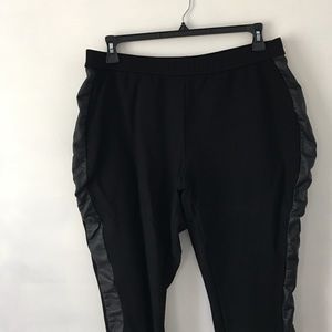 LAST CALL- Faux Leather Lined Leggings