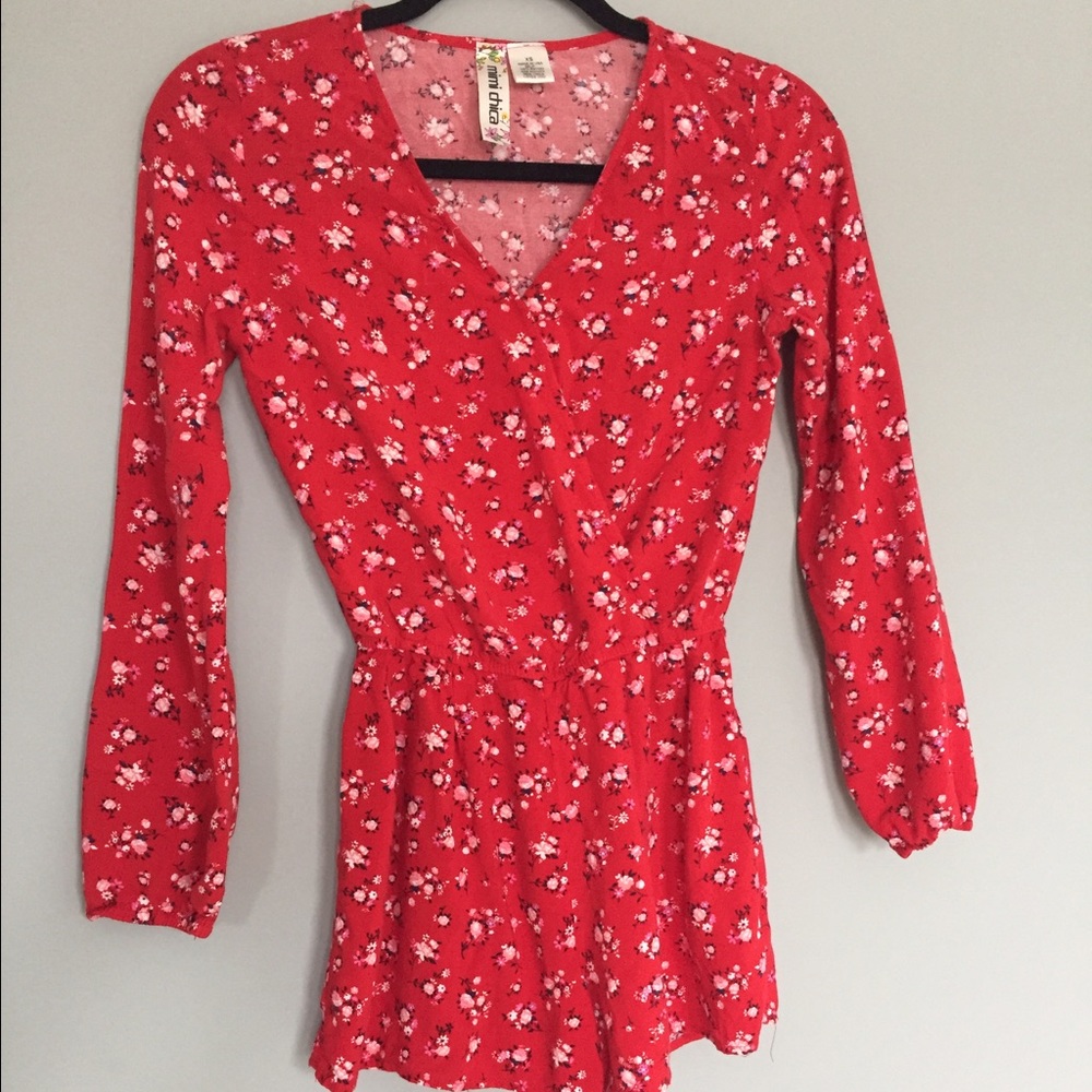 ✨SOLD✨MiMi Chica Red Floral long sleeve Romper