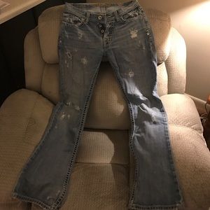 Buckle Jeans