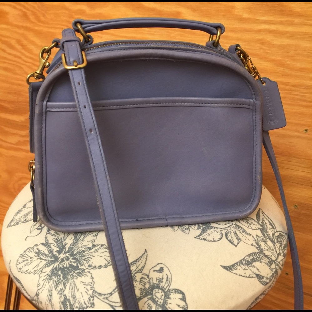 Vintage COACH Lavender Willis "Lunchbox" Crossbody